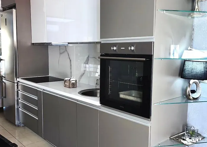 아파트 Diamond Lux 아르고스톨리온