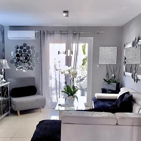 Diamond Lux * Argostoli (Kefalonia)