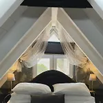 Diamond Lux Apartment *